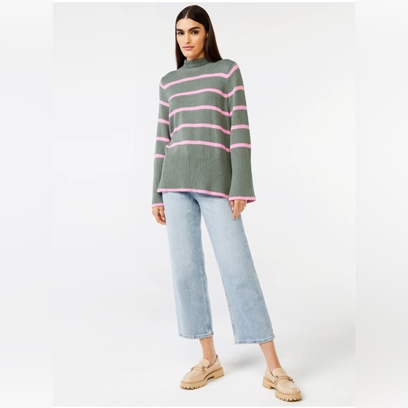 Free Assembly Sweater - Picture 2 of 4